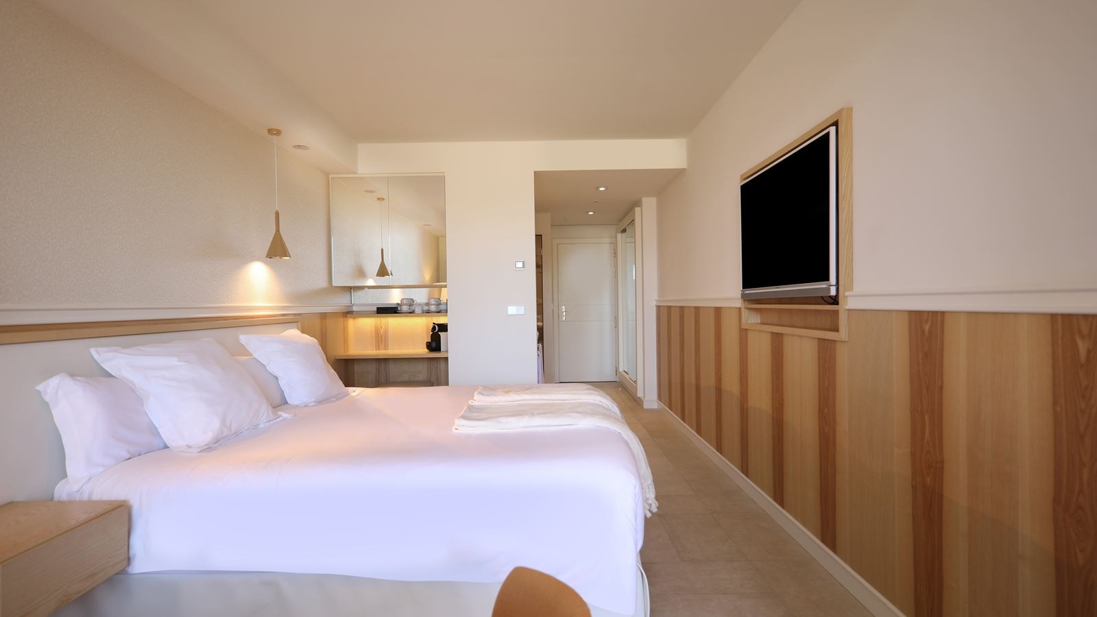 rooms-double-garden-view