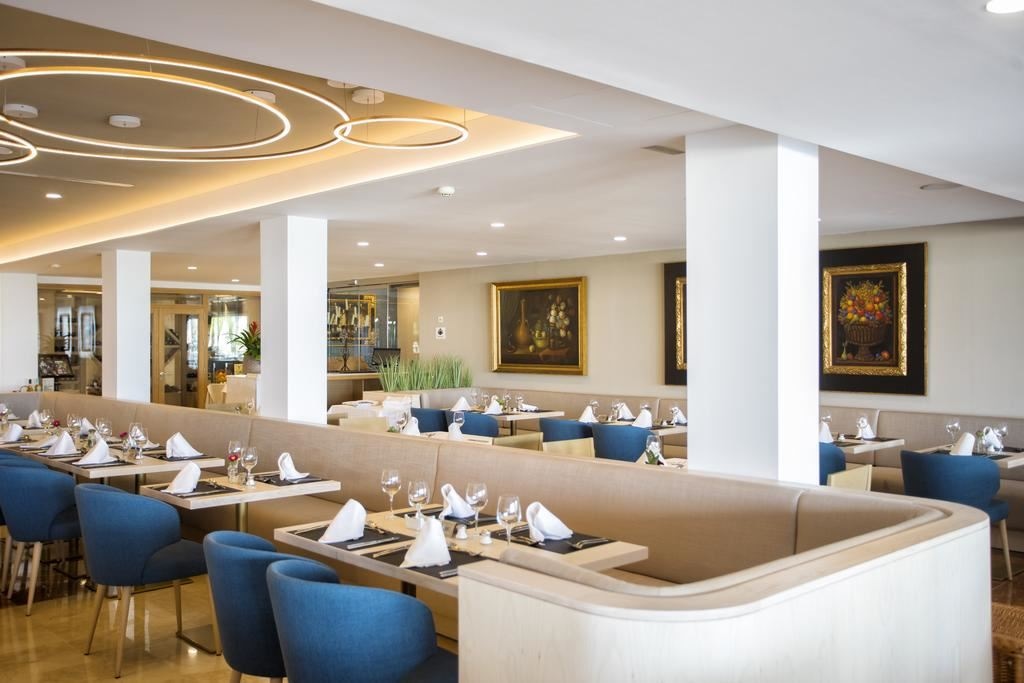 restaurants-restaurants