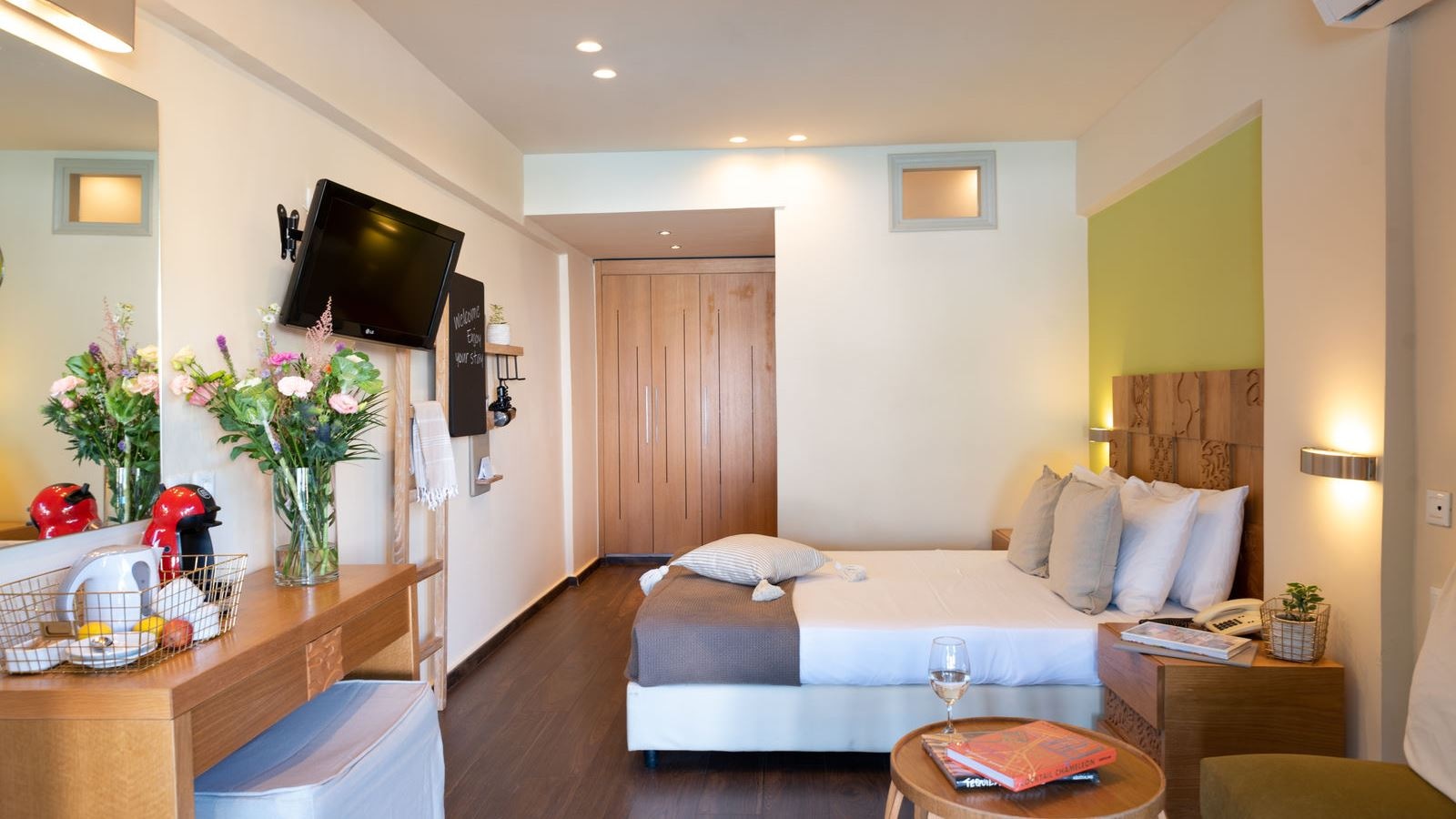 rooms-bungalow-garden-view