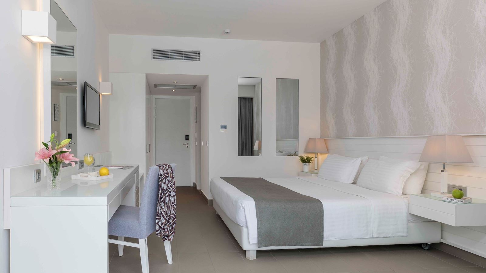 rooms-honeymoon-double-room-private-pool-terrace