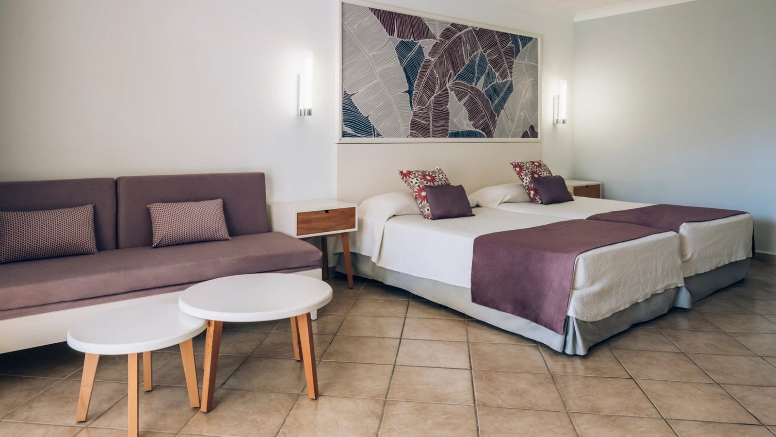 rooms-double-room-with-pool-view