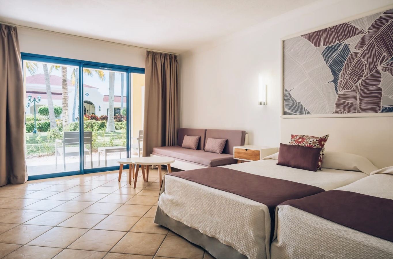 rooms-double-garden-view