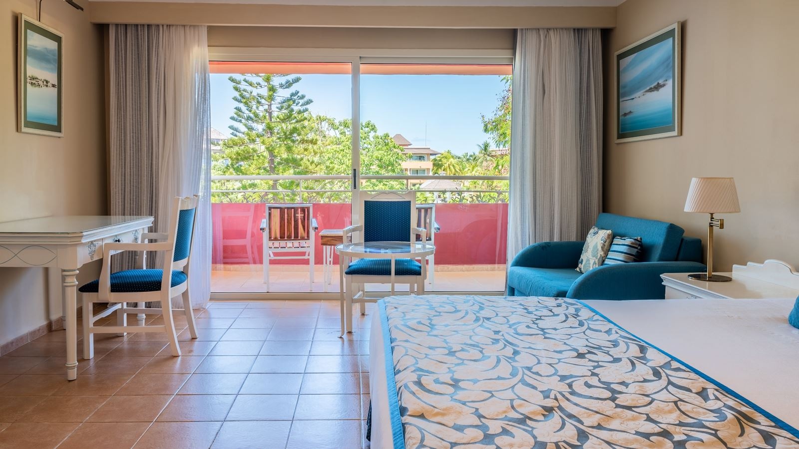 rooms-double-garden-view