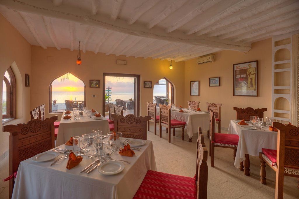 restaurants-casablanca-lounge