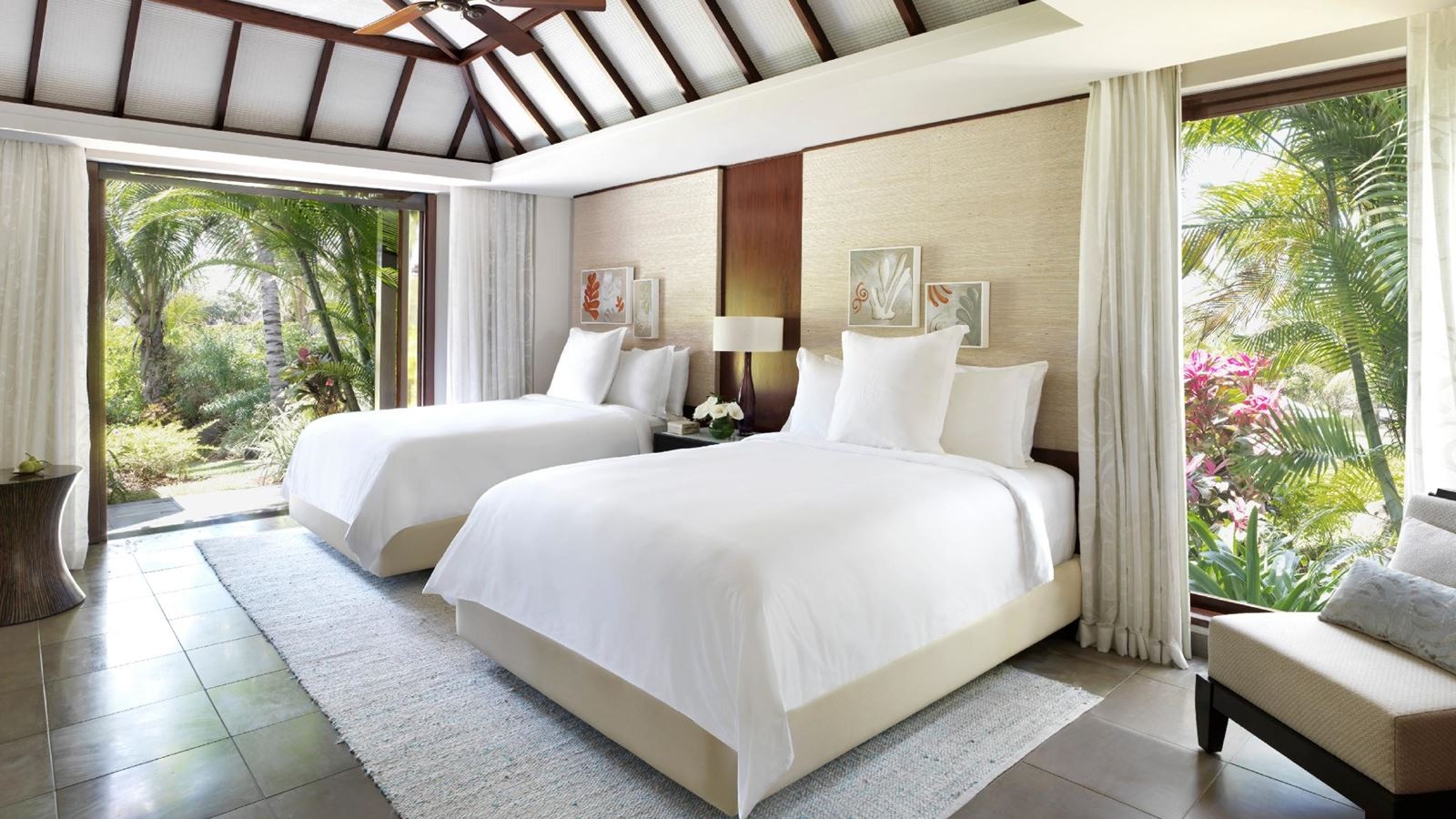 rooms-3-broom-partial-ocean-view-residence-villa