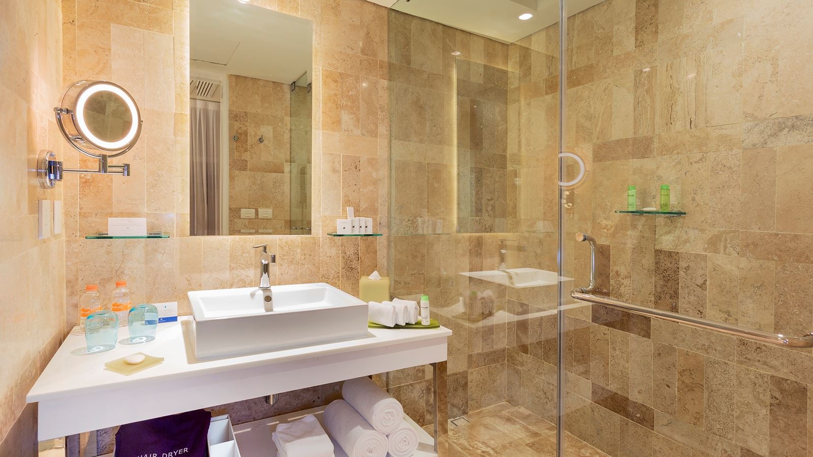 rooms-junior-suite-grand-ocean-view